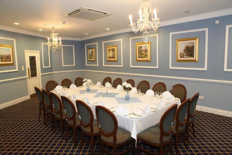 Carlton Park Hotel Rotherham Exterior foto