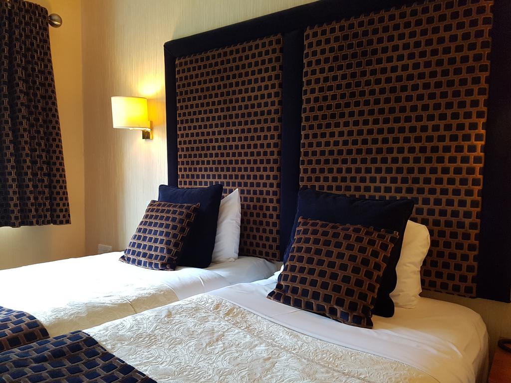 Carlton Park Hotel Rotherham Exterior foto