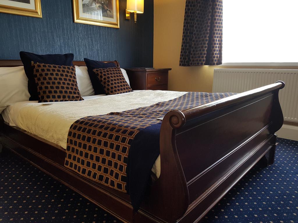 Carlton Park Hotel Rotherham Exterior foto