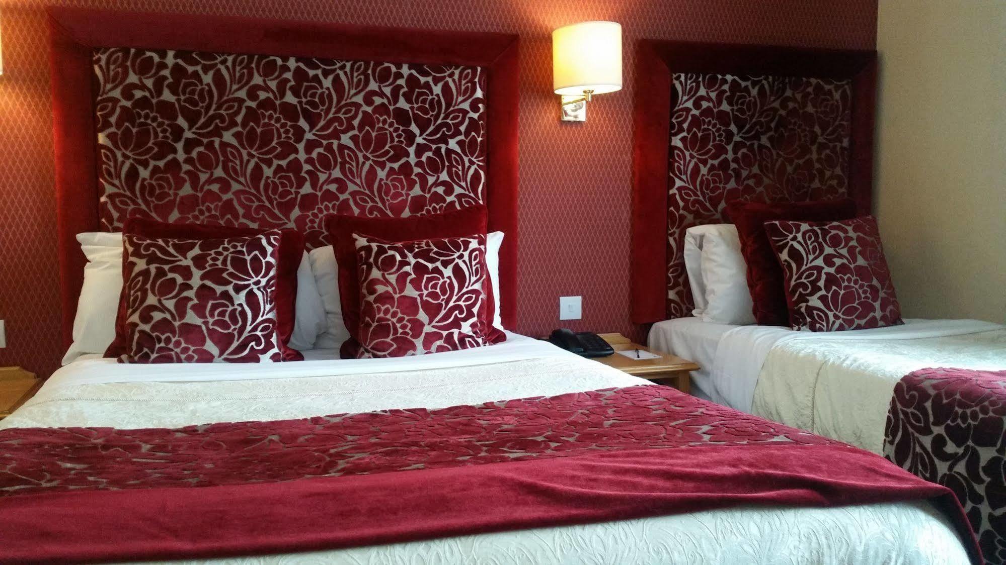 Carlton Park Hotel Rotherham Exterior foto