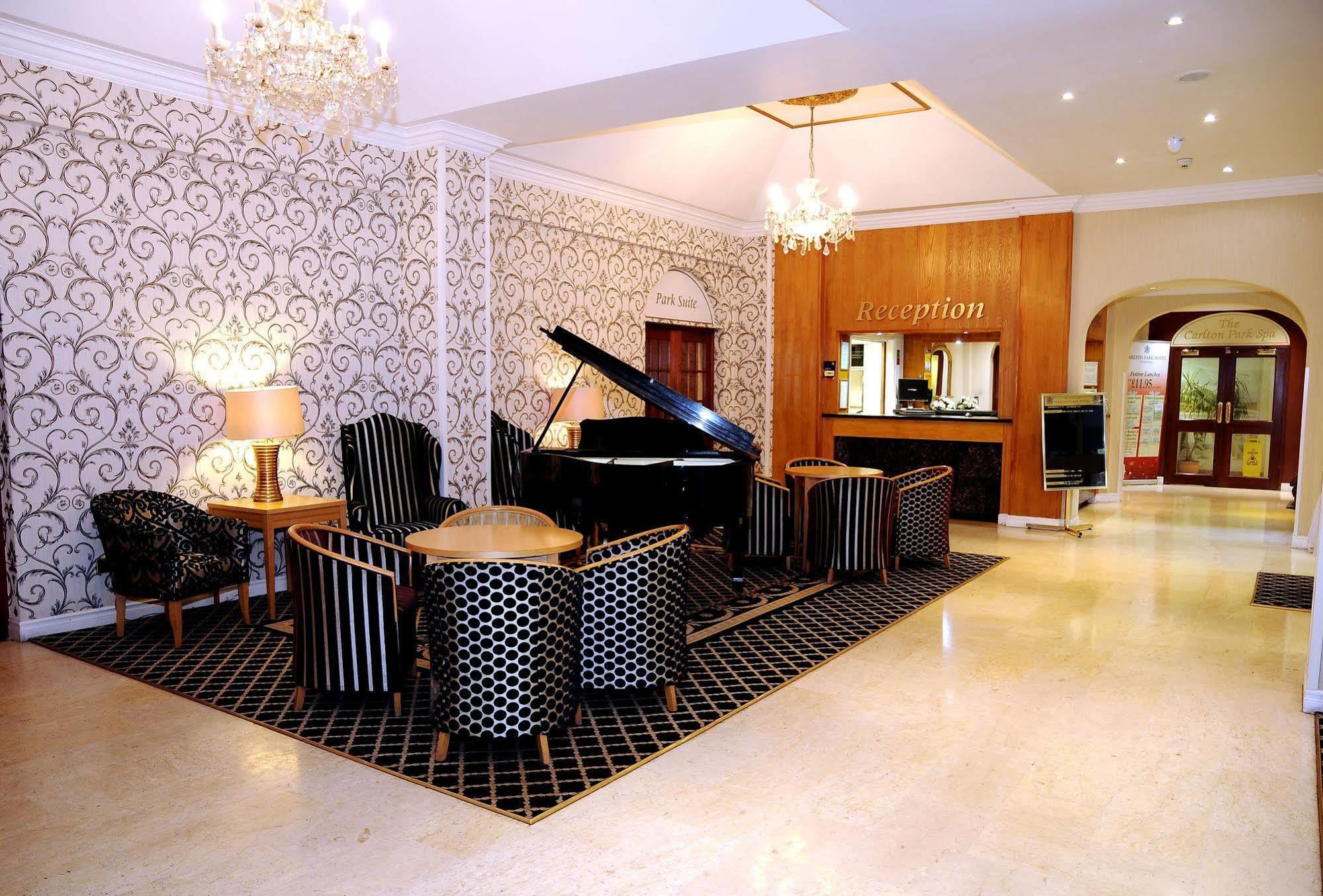 Carlton Park Hotel Rotherham Exterior foto