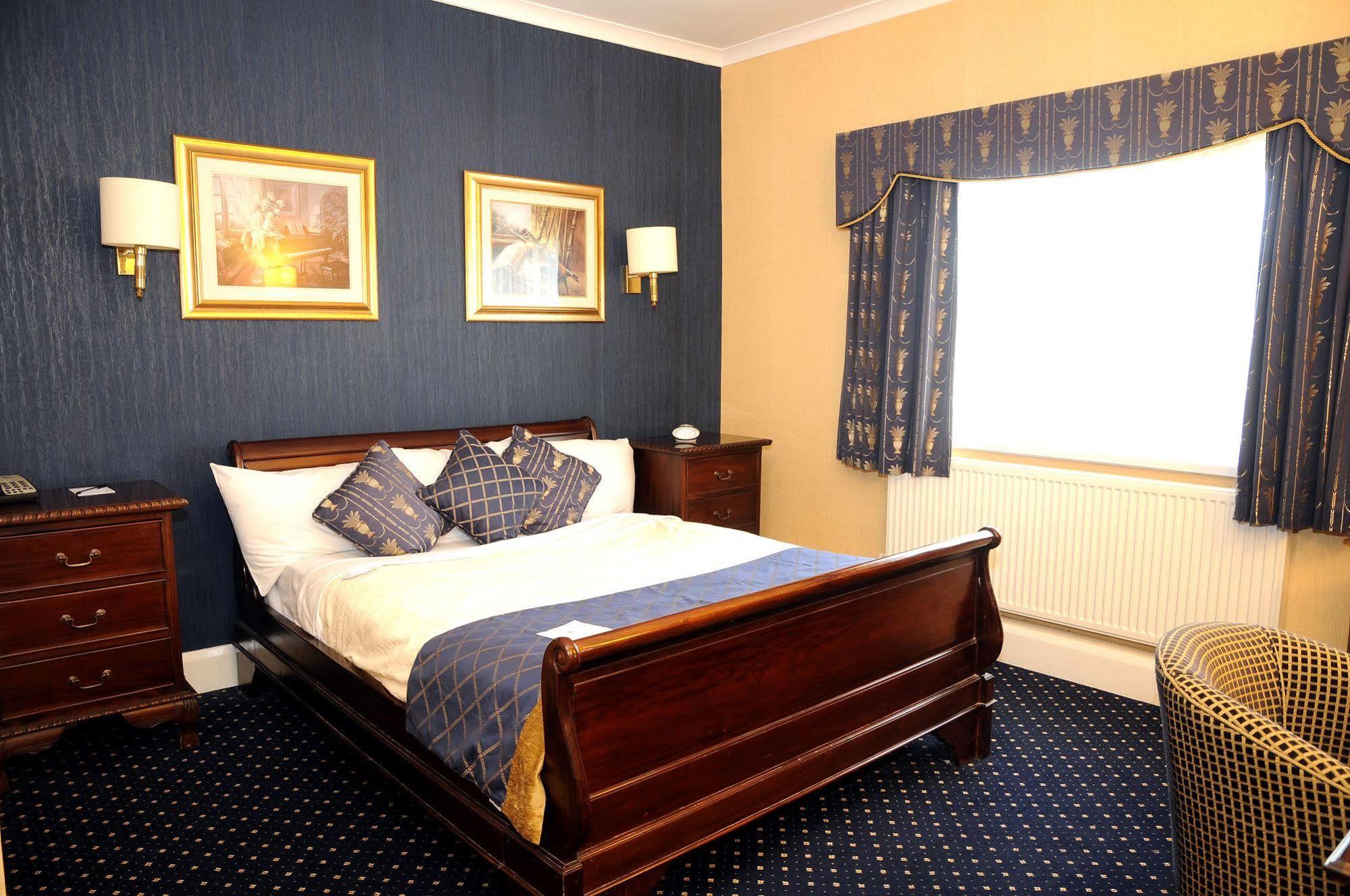 Carlton Park Hotel Rotherham Exterior foto